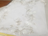 Elegant White Lace Embroidered Sequined Appliques Lace Fabric for Dress, Wedding Gowns, Bridal Supplies